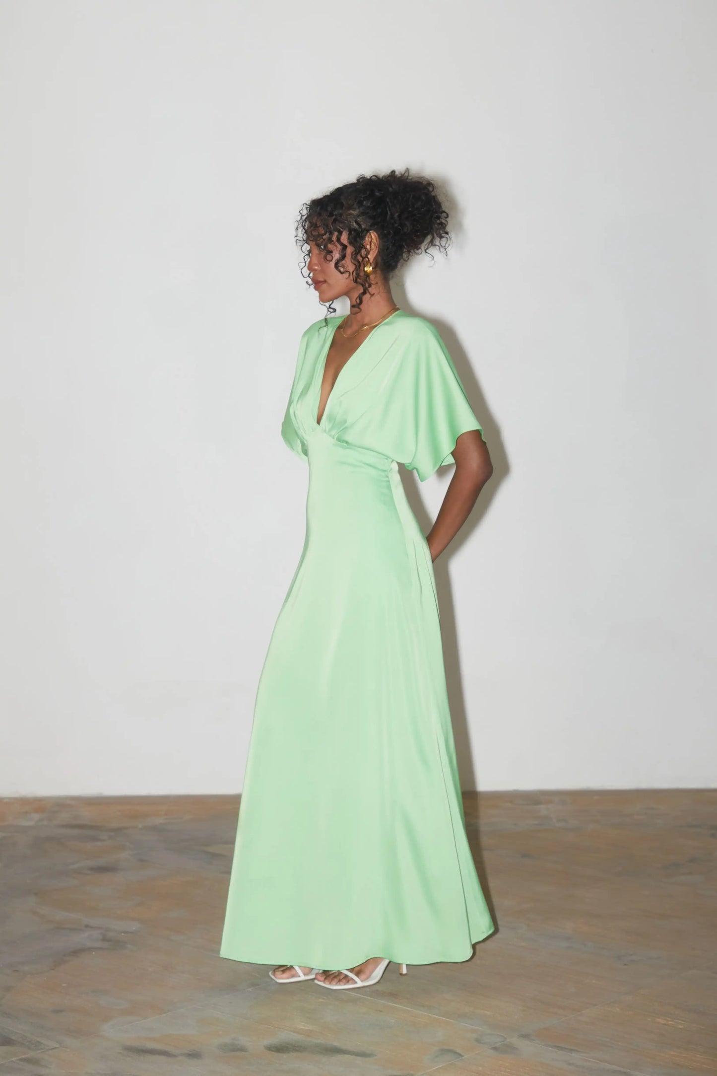 Primrose Short Sleeves Dress - AVOCADO